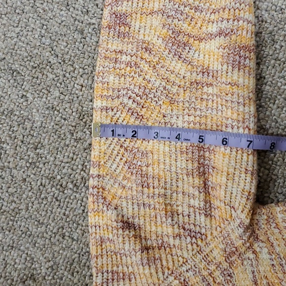 Sofia Vergara Sweater NWOT - Picture 10 of 11